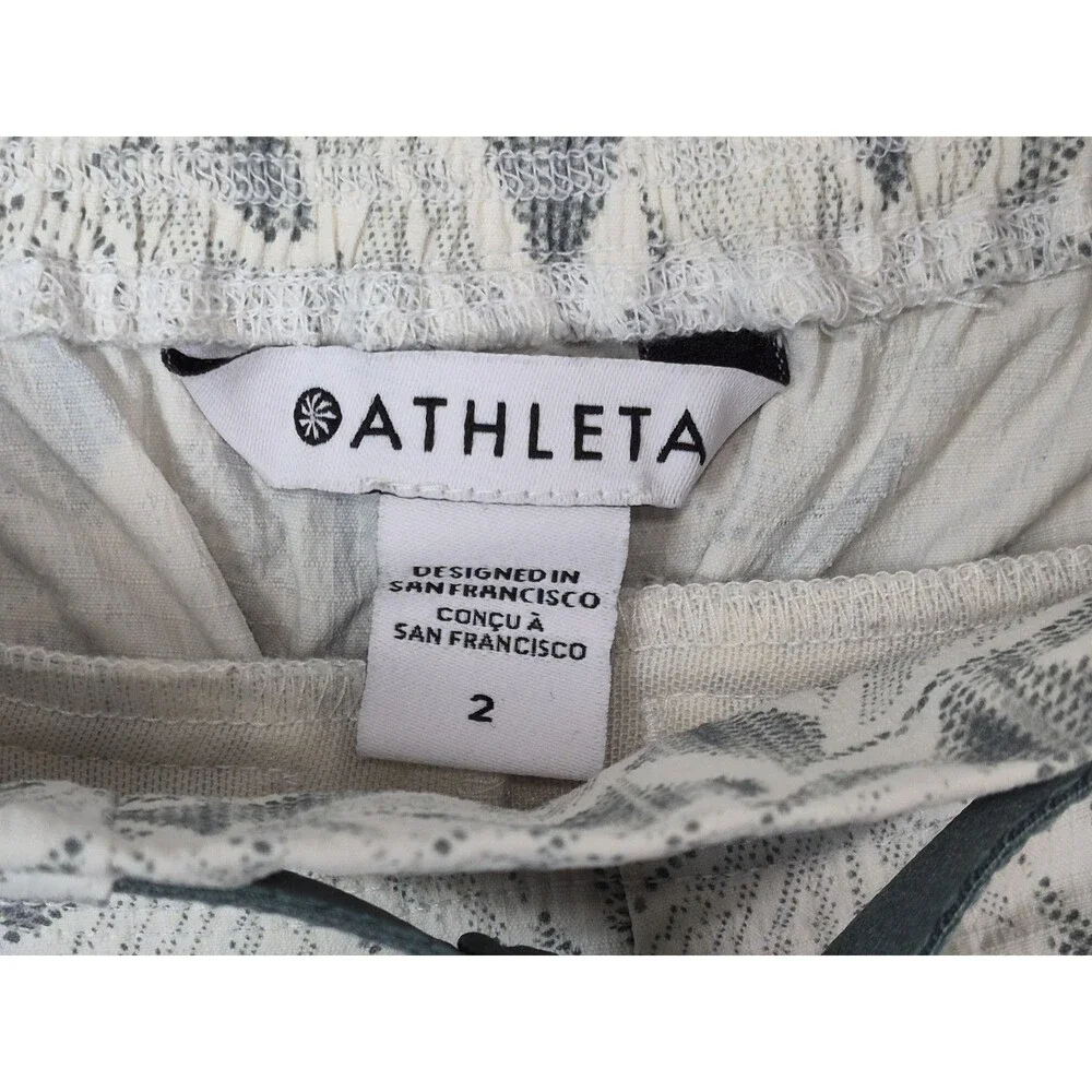 Athleta Trekkie Convertible Hike Pant Zip Off Belted Cargo Travel Outdoor Pants